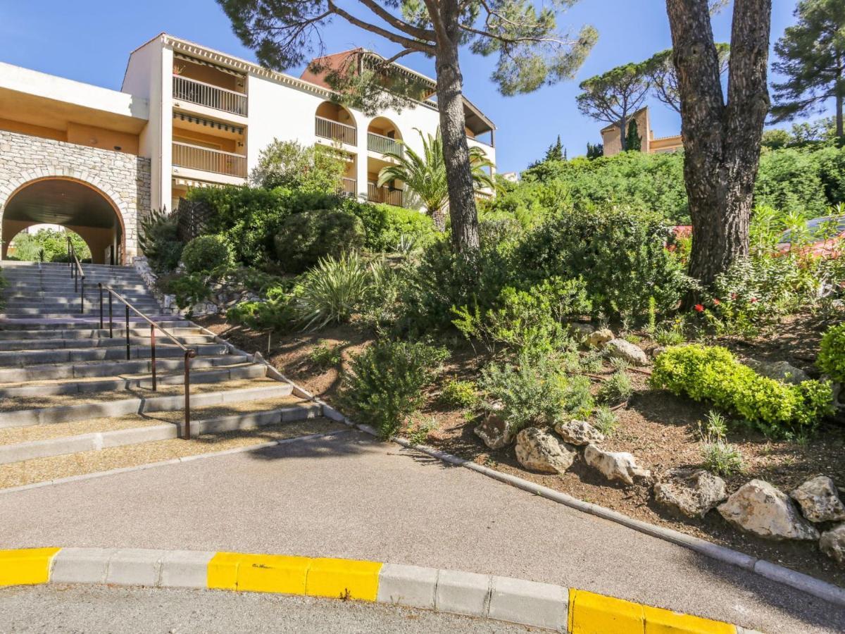Apartment Le Domaine De La Gaillarde-16 By Interhome Les Issambres Exterior foto